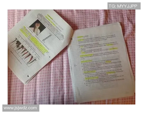 足球场上的学渣逆袭记:从课堂失利到绿茵传奇的成长之路