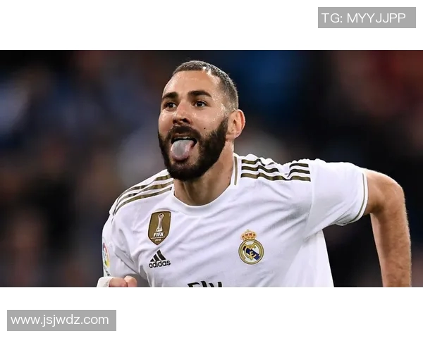 本泽马：从天才少年到足球巨星的辉煌旅程与传奇故事