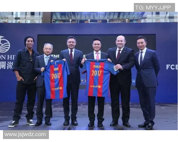 体育俱乐部与学校携手共进签约仪式助力青少年体育发展新篇章